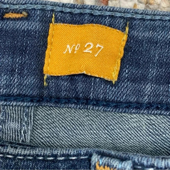 Anthropologie Pilcro Mid Rise Skinny Jeans - Picture 5 of 8